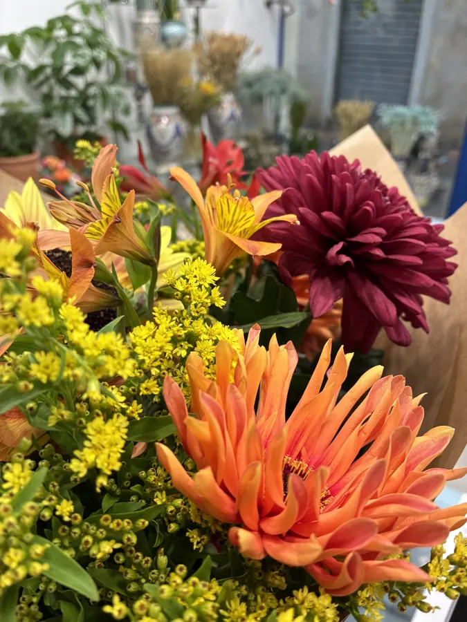 Texture délicate de pétales - Détail floral artisanal